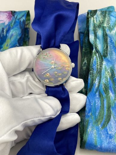 peinture miniature personnalisation de montre, réinterprétation des Nymphéas de Monet